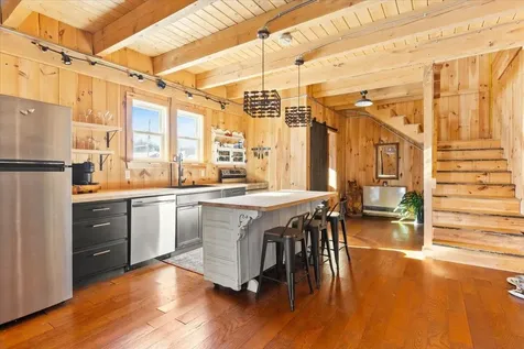 19 Elm Street Lancaster NH 03584