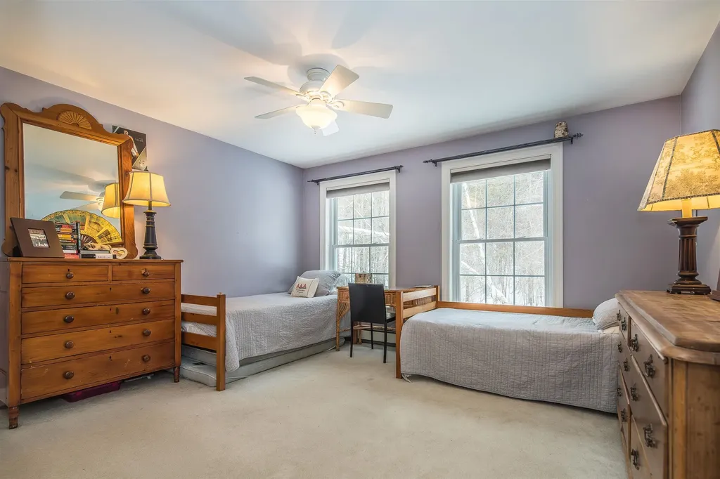 201 Owls Head Hill Lane Dorset VT 05251-0000