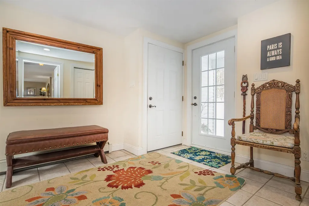 201 Owls Head Hill Lane Dorset VT 05251-0000