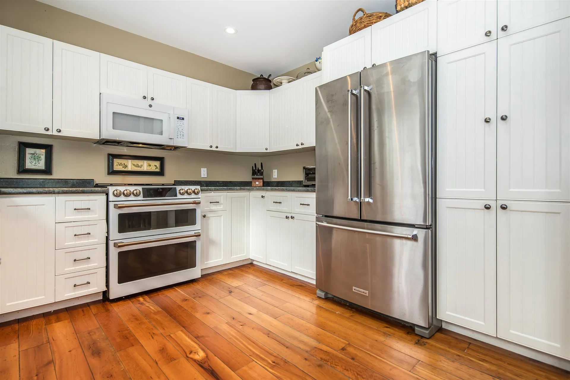 201 Owls Head Hill Lane Dorset VT 05251-0000