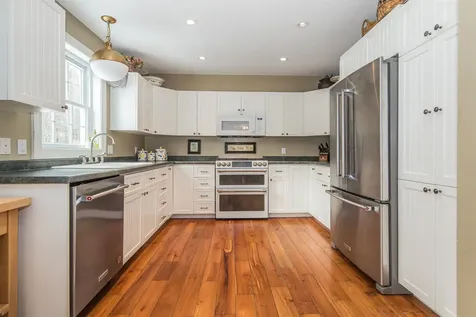 201 Owls Head Hill Lane Dorset VT 05251-0000