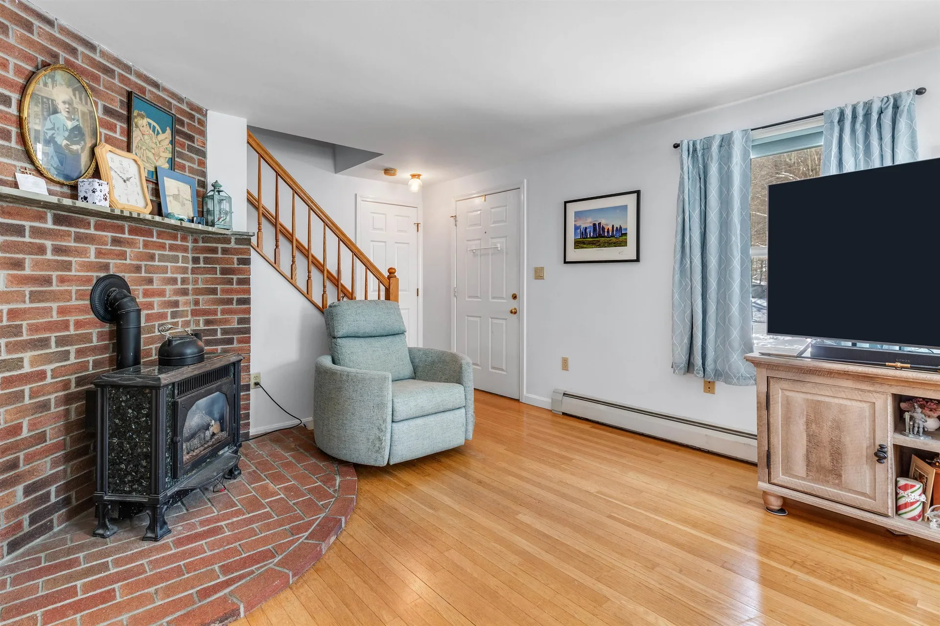 17 Cottage Circle Lebanon NH 03784