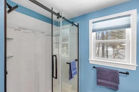 17 Cottage Circle Lebanon NH 03784