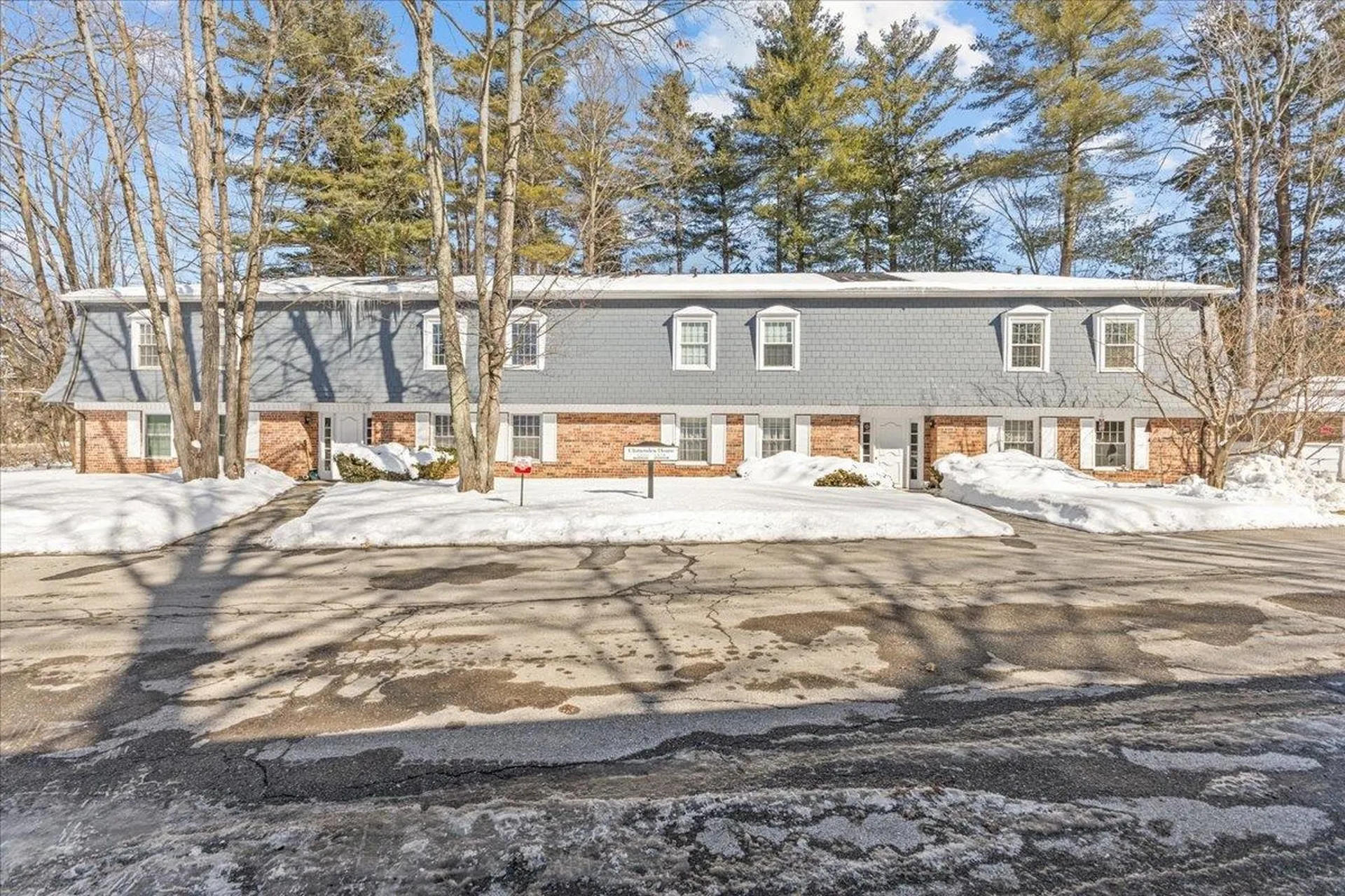 125 Kennedy Drive South Burlington VT 05403