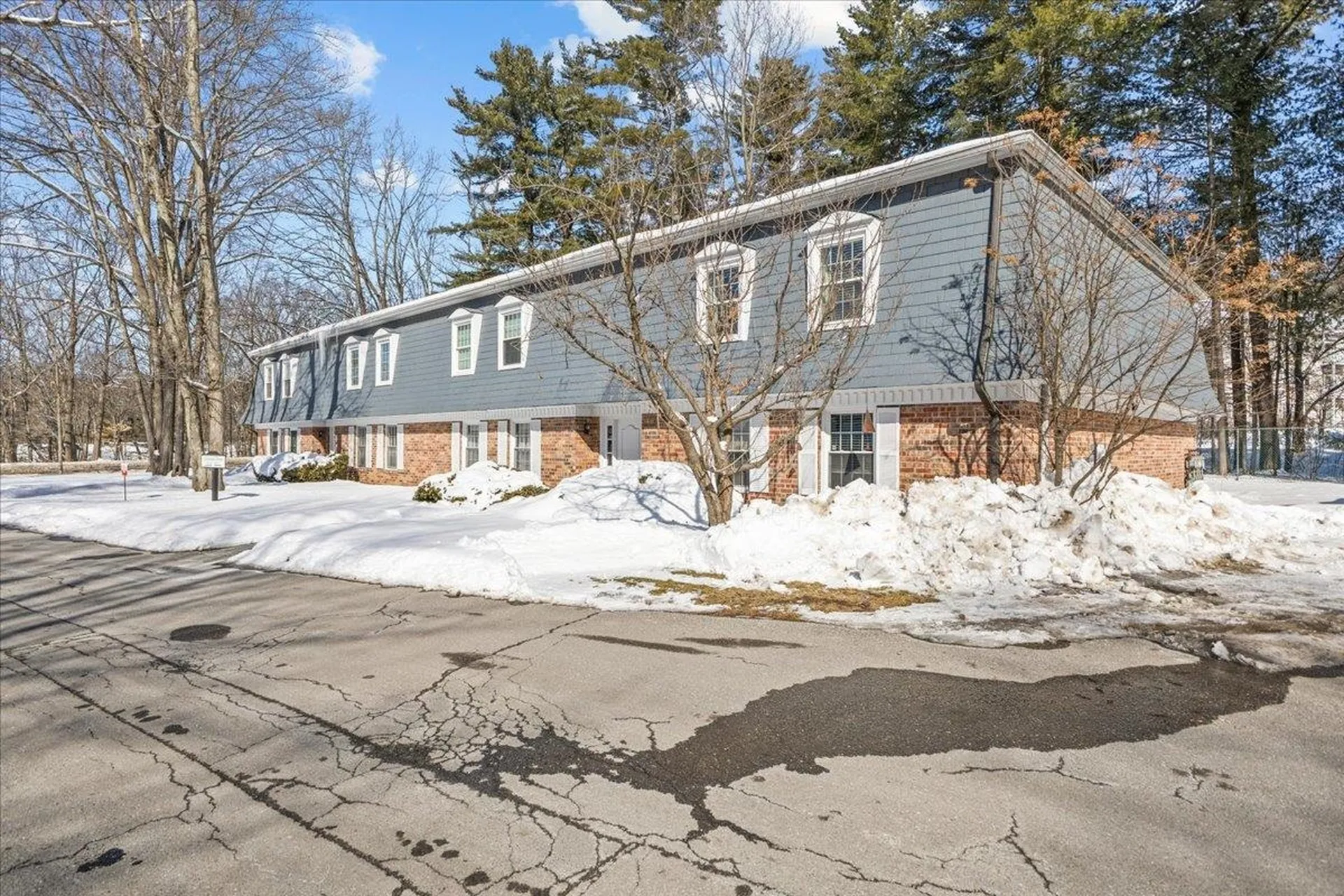 125 Kennedy Drive South Burlington VT 05403