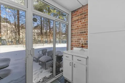 125 Kennedy Drive South Burlington VT 05403