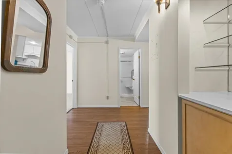 125 Kennedy Drive South Burlington VT 05403