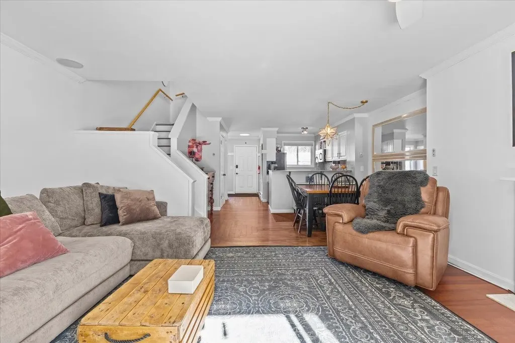 33 Harbor View Road South Burlington VT 05403