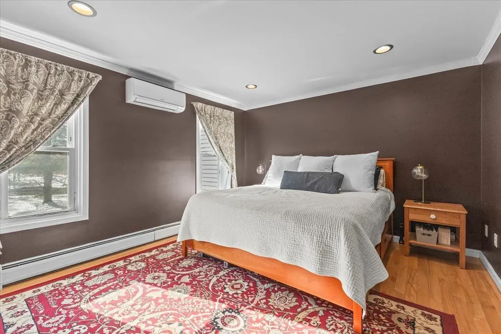 33 Harbor View Road South Burlington VT 05403