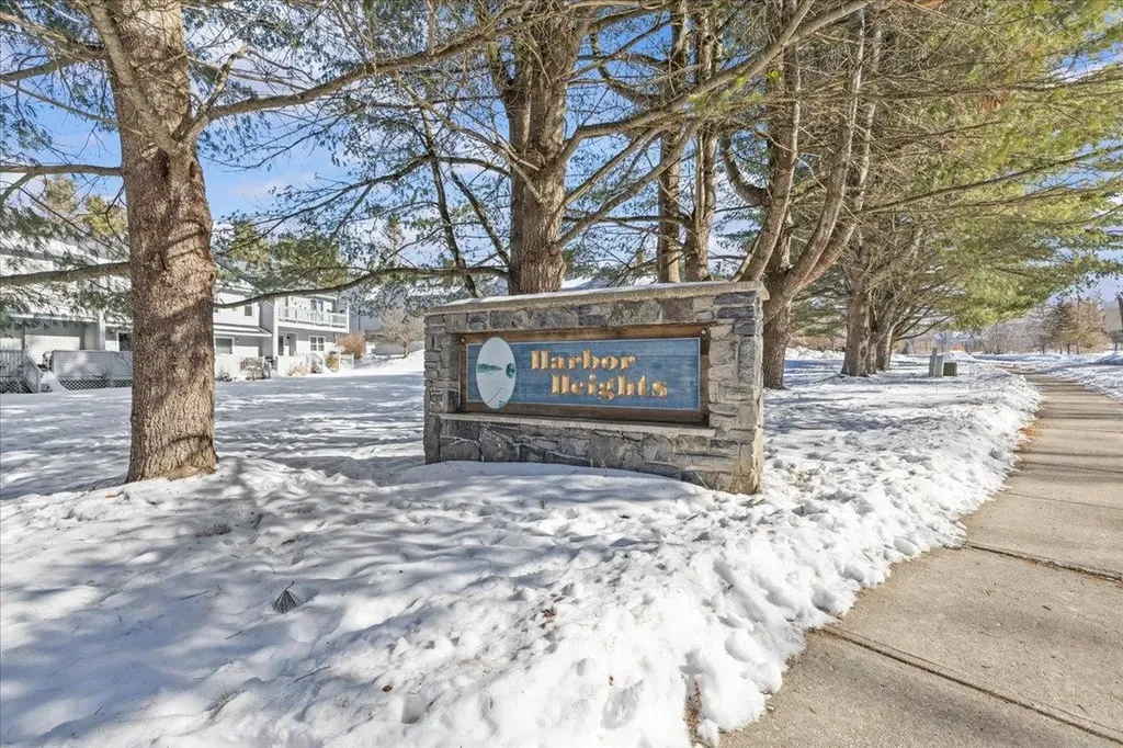 33 Harbor View Road South Burlington VT 05403