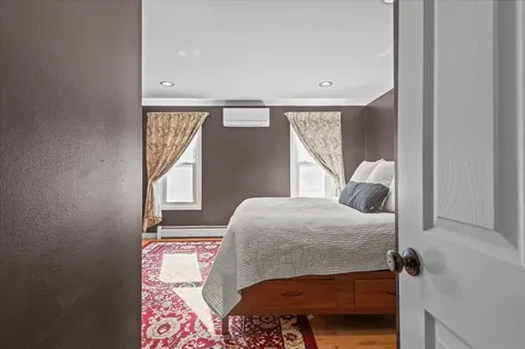 33 Harbor View Road South Burlington VT 05403