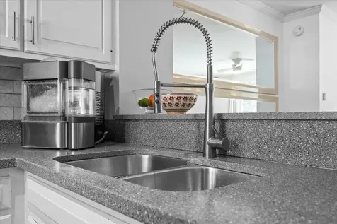 33 Harbor View Road South Burlington VT 05403