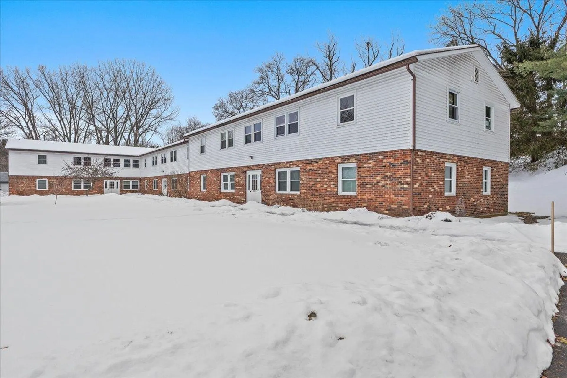 223 Sherwood Square Essex Junction VT 05452