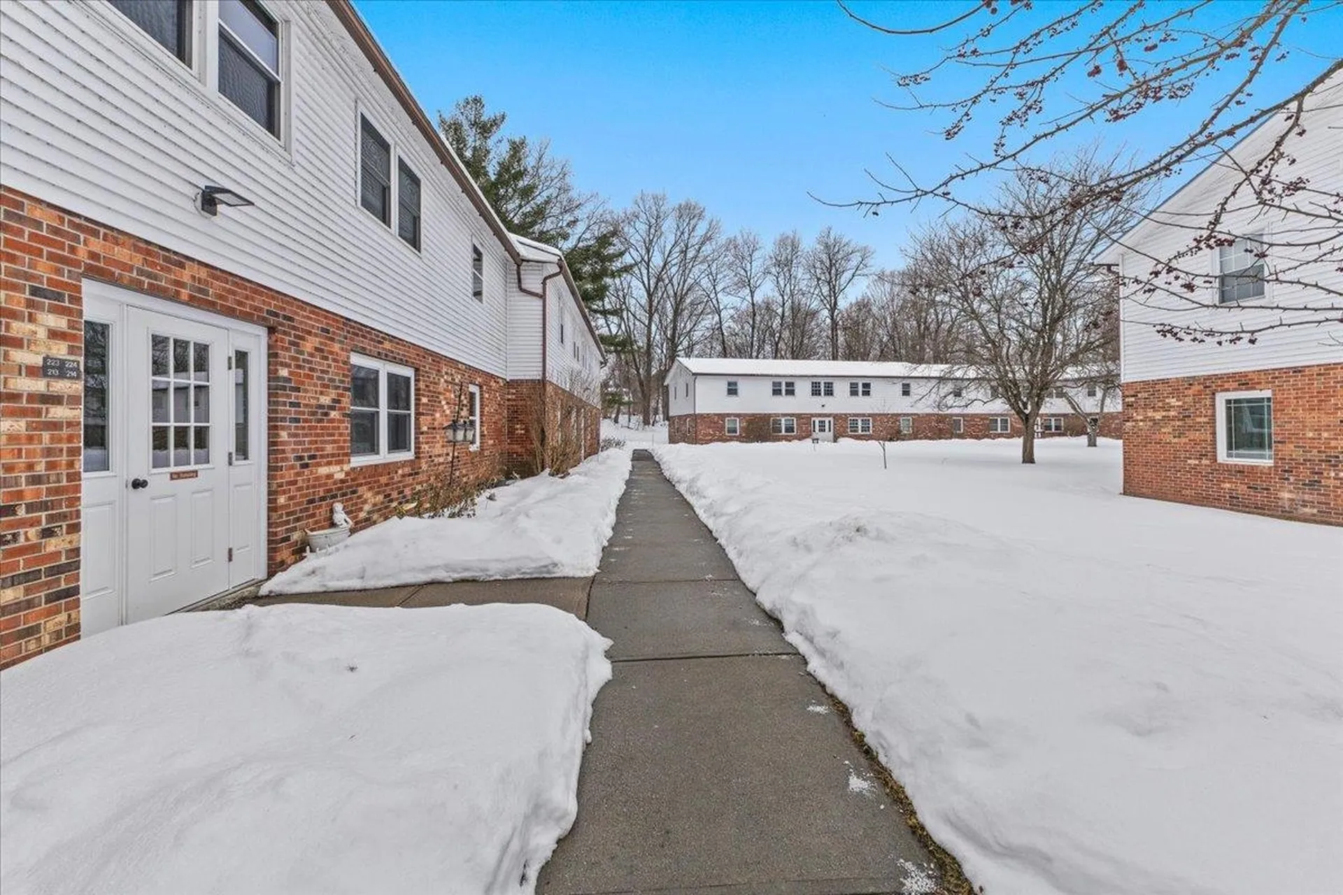 223 Sherwood Square Essex Junction VT 05452