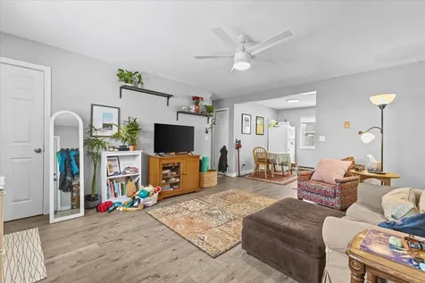 223 Sherwood Square Essex Junction VT 05452