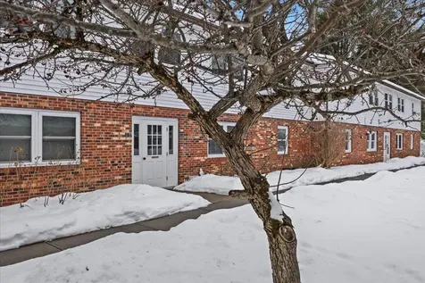 223 Sherwood Square Essex Junction VT 05452