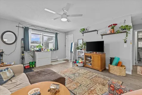 223 Sherwood Square Essex Junction VT 05452