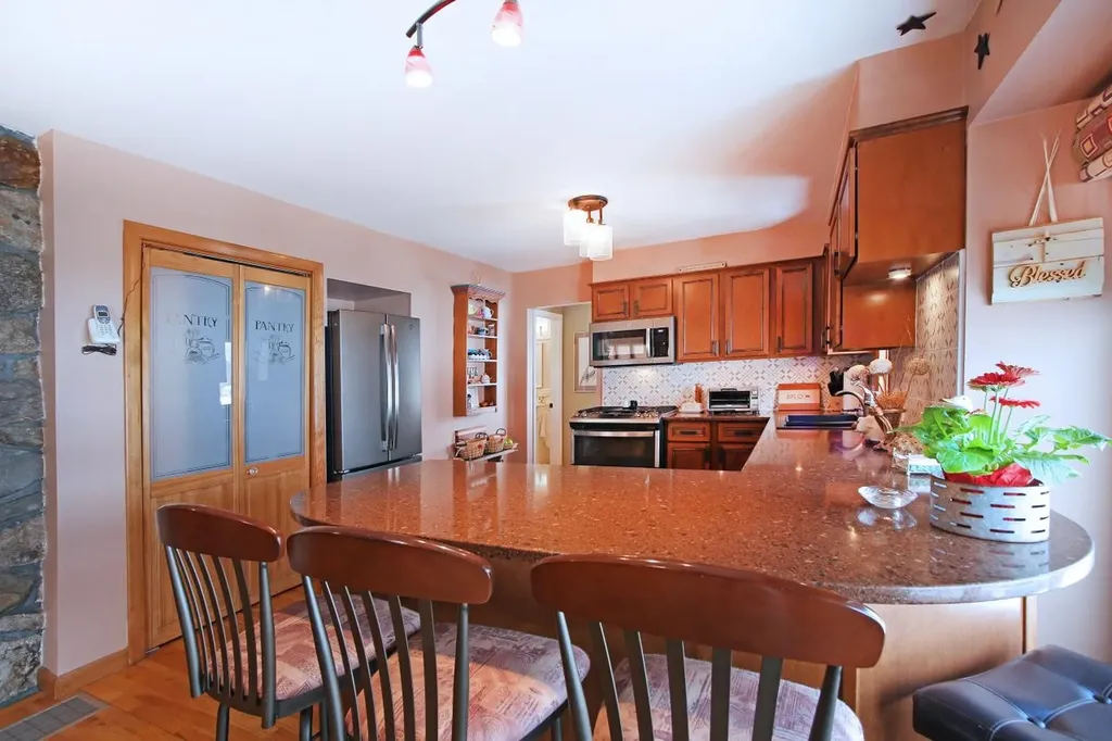 1 Grandview Avenue Derry NH 03038