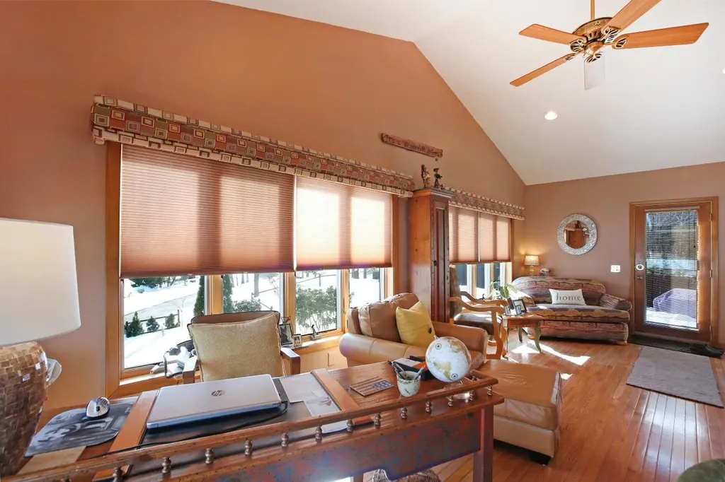 1 Grandview Avenue Derry NH 03038