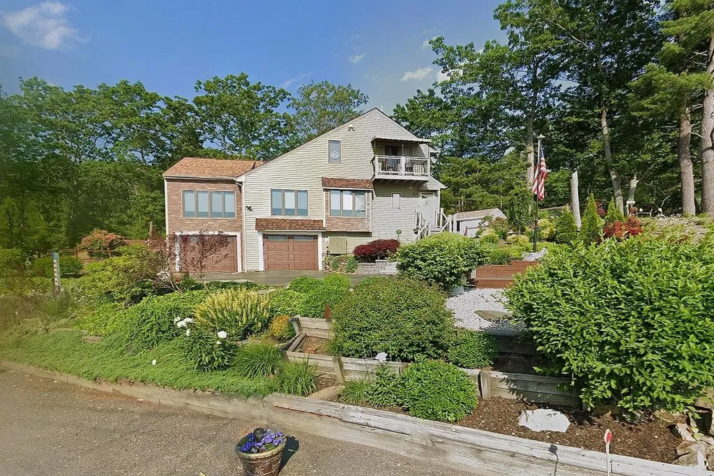 1 Grandview Avenue Derry NH 03038