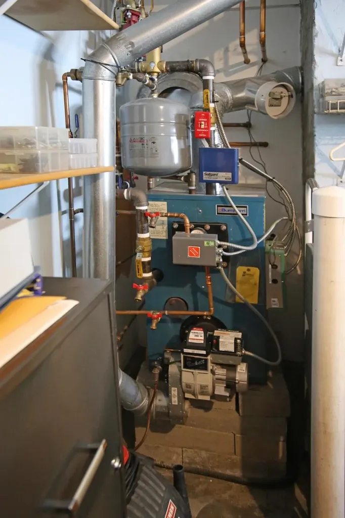 1 Grandview Avenue Derry NH 03038