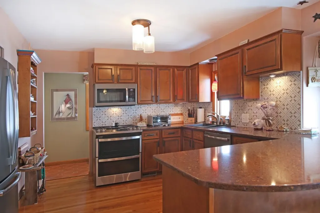 1 Grandview Avenue Derry NH 03038