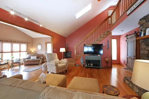 1 Grandview Avenue Derry NH 03038