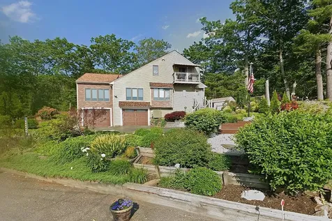 1 Grandview Avenue Derry NH 03038