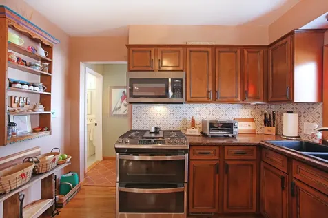 1 Grandview Avenue Derry NH 03038