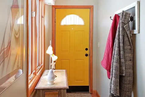 1 Grandview Avenue Derry NH 03038