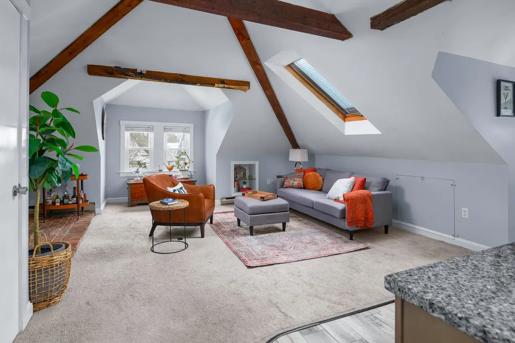 352 Miller Avenue Portsmouth NH 03801