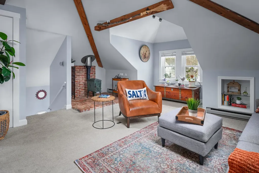 352 Miller Avenue Portsmouth NH 03801