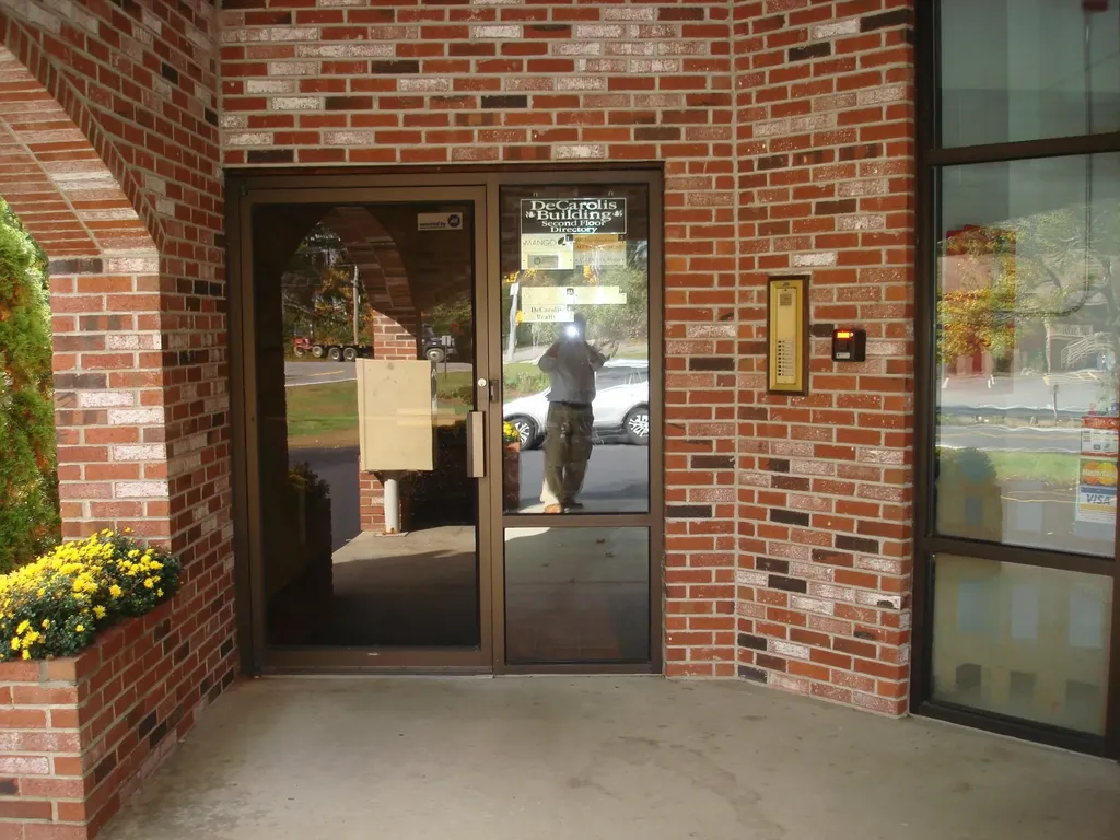 3 Sanborn Street Londonderry NH 03053