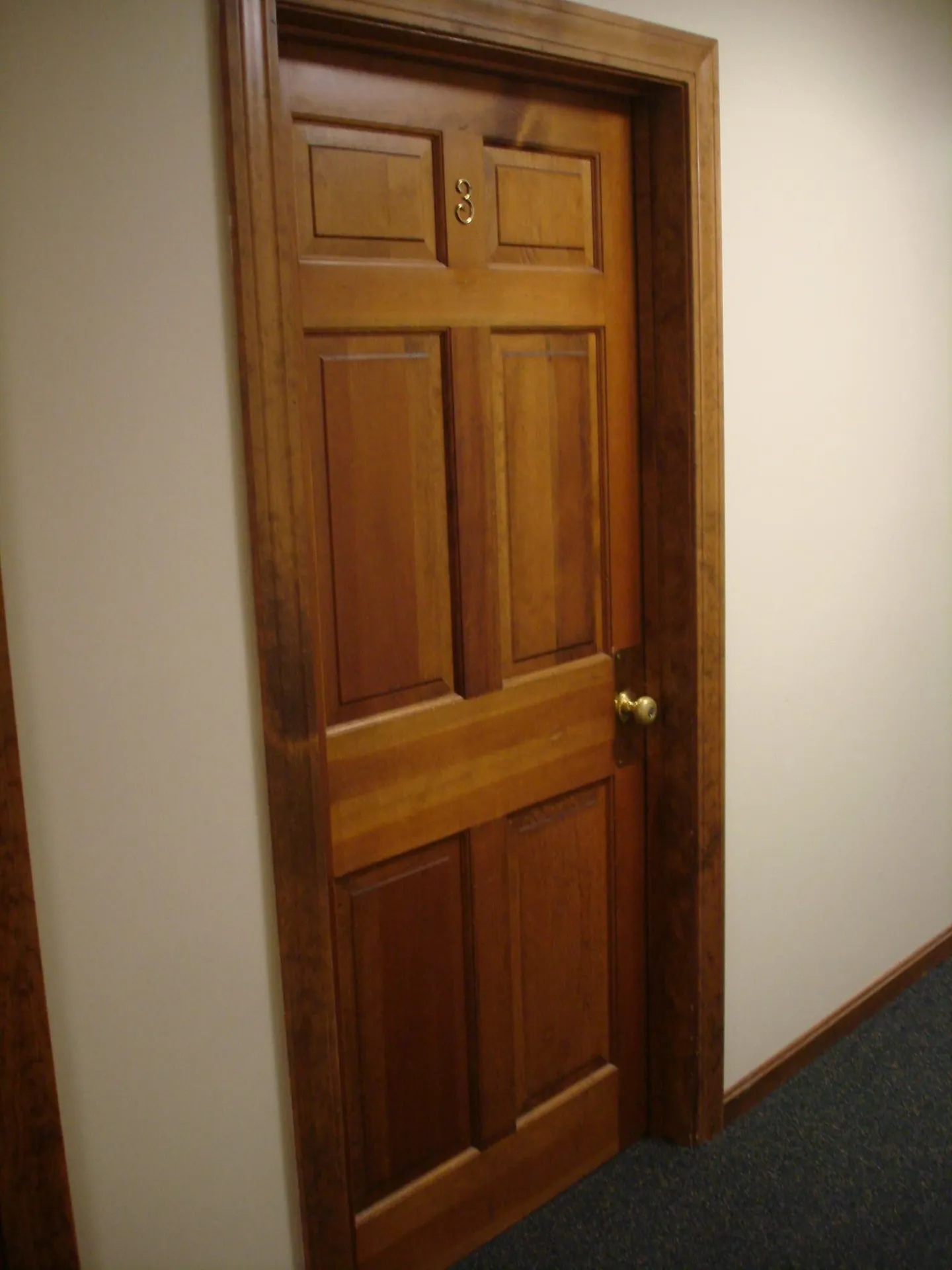 3 Sanborn Street Londonderry NH 03053