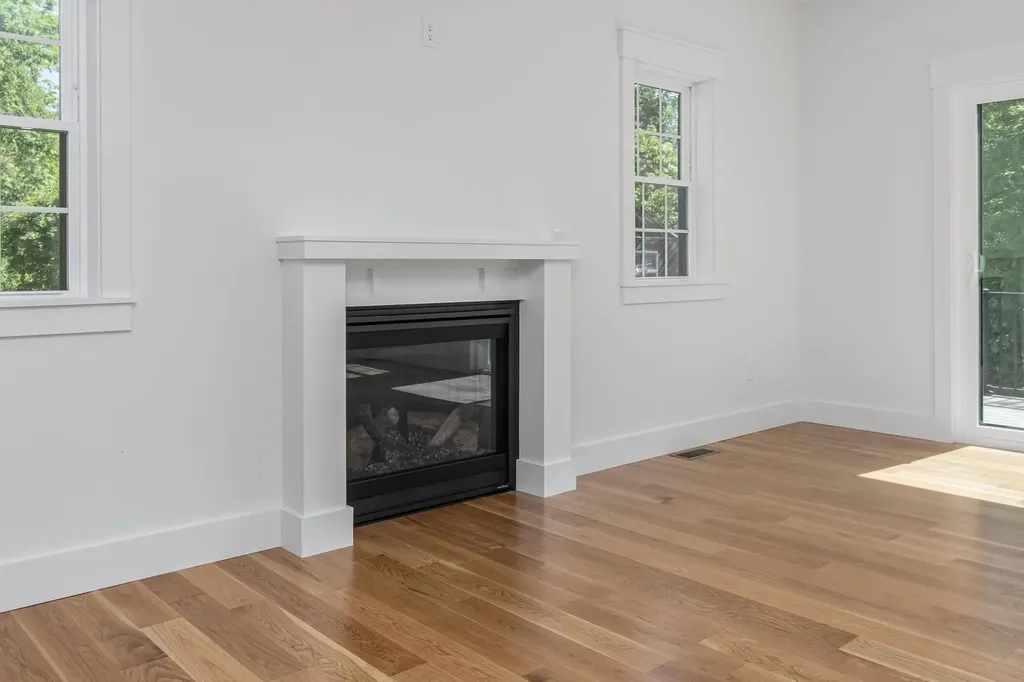 11 Sunset Avenue Hampstead NH 03841