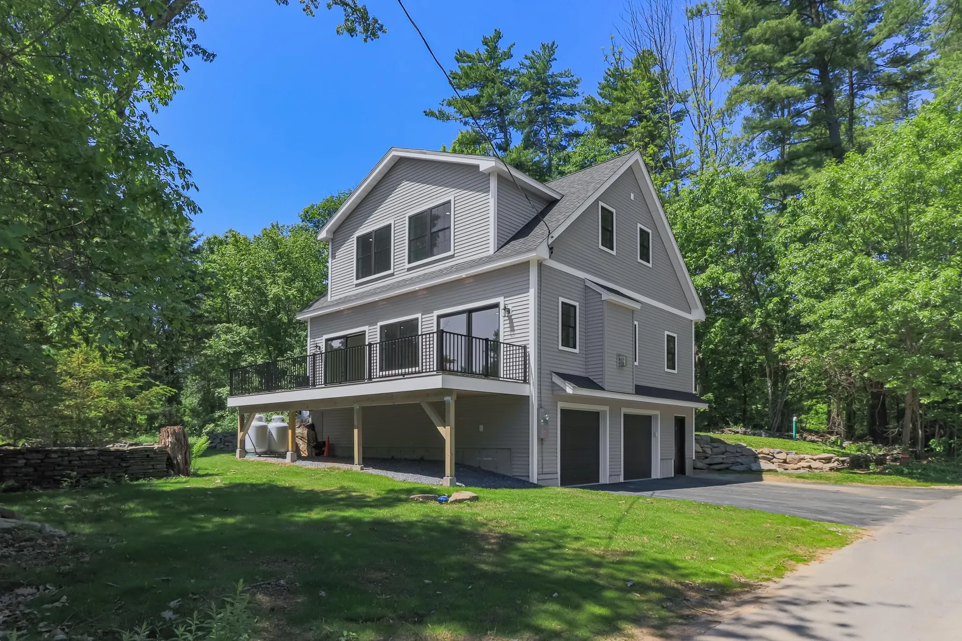 11 Sunset Avenue Hampstead NH 03841