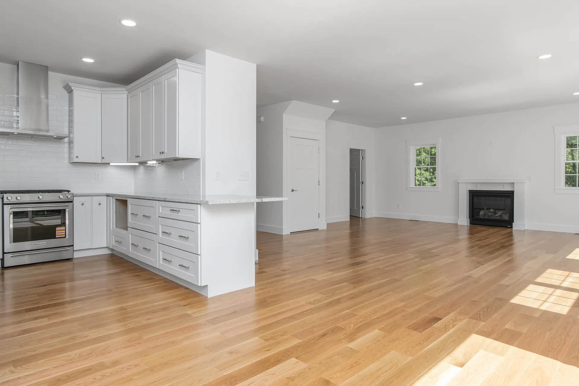 11 Sunset Avenue Hampstead NH 03841