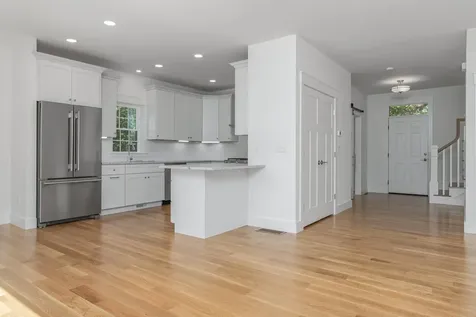 11 Sunset Avenue Hampstead NH 03841