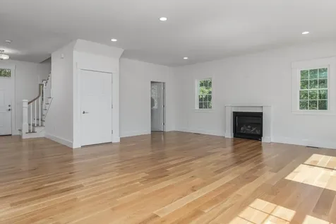 11 Sunset Avenue Hampstead NH 03841