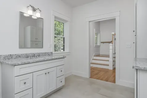 11 Sunset Avenue Hampstead NH 03841