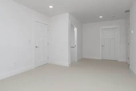 11 Sunset Avenue Hampstead NH 03841