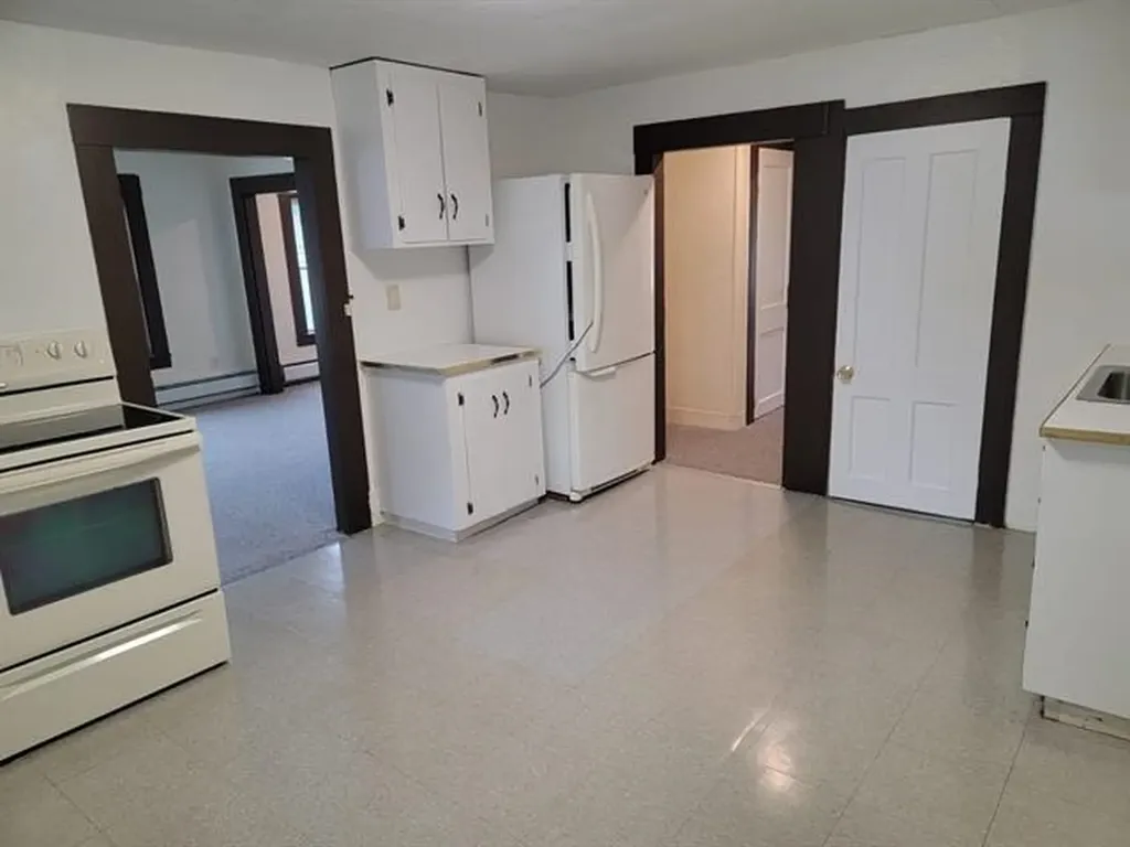 10B Dyer Street Laconia NH 03246