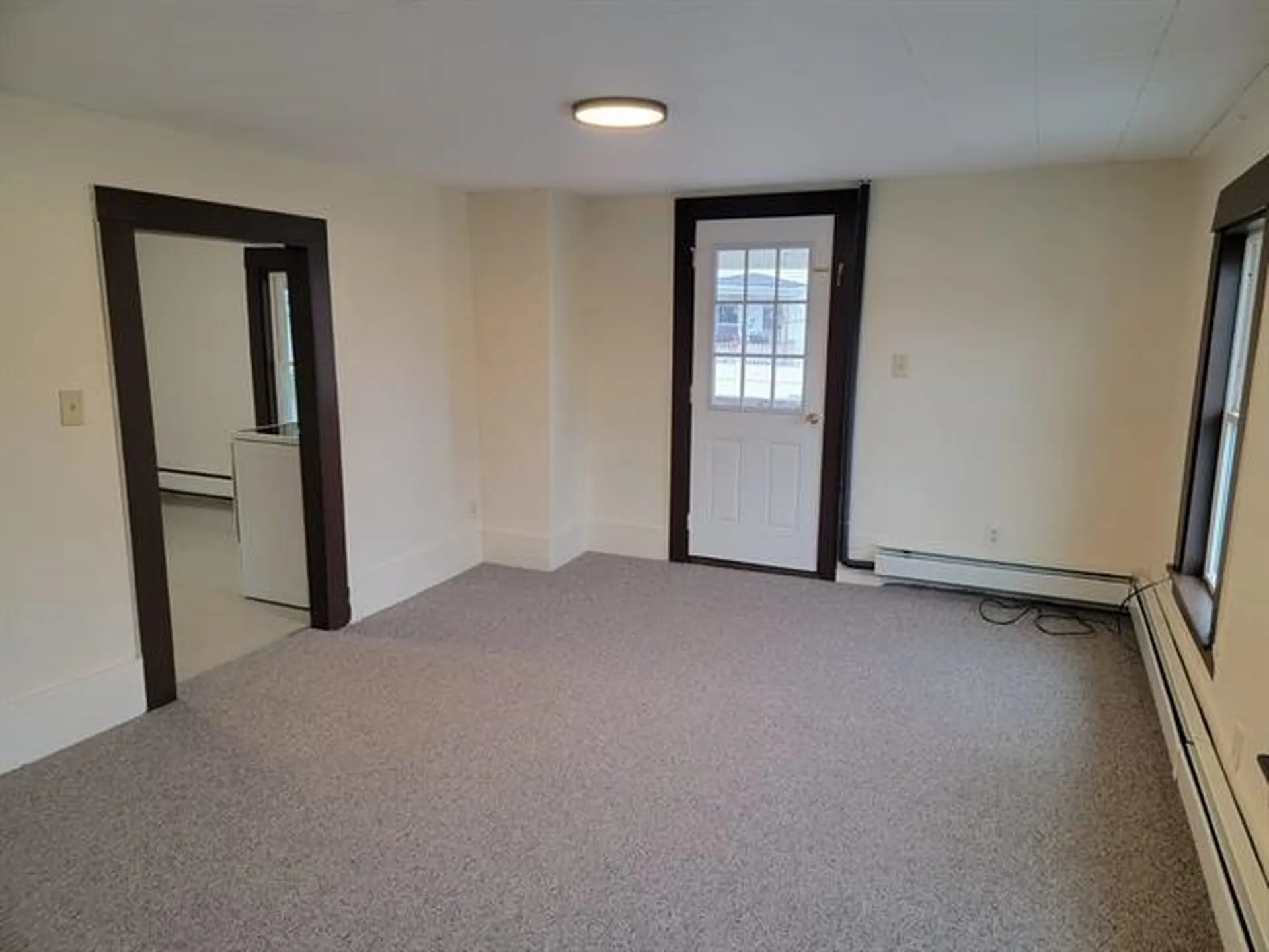 10B Dyer Street Laconia NH 03246