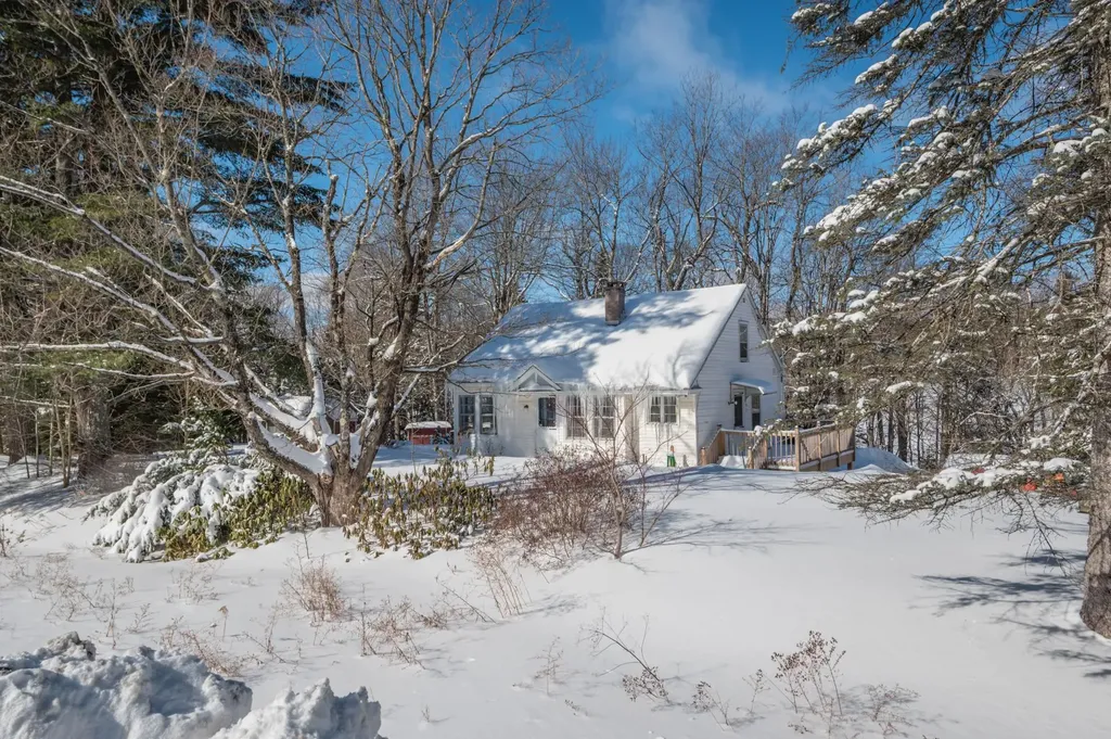 752 Route 9 East Wilmington VT 05363