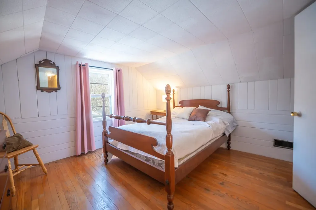 752 Route 9 East Wilmington VT 05363