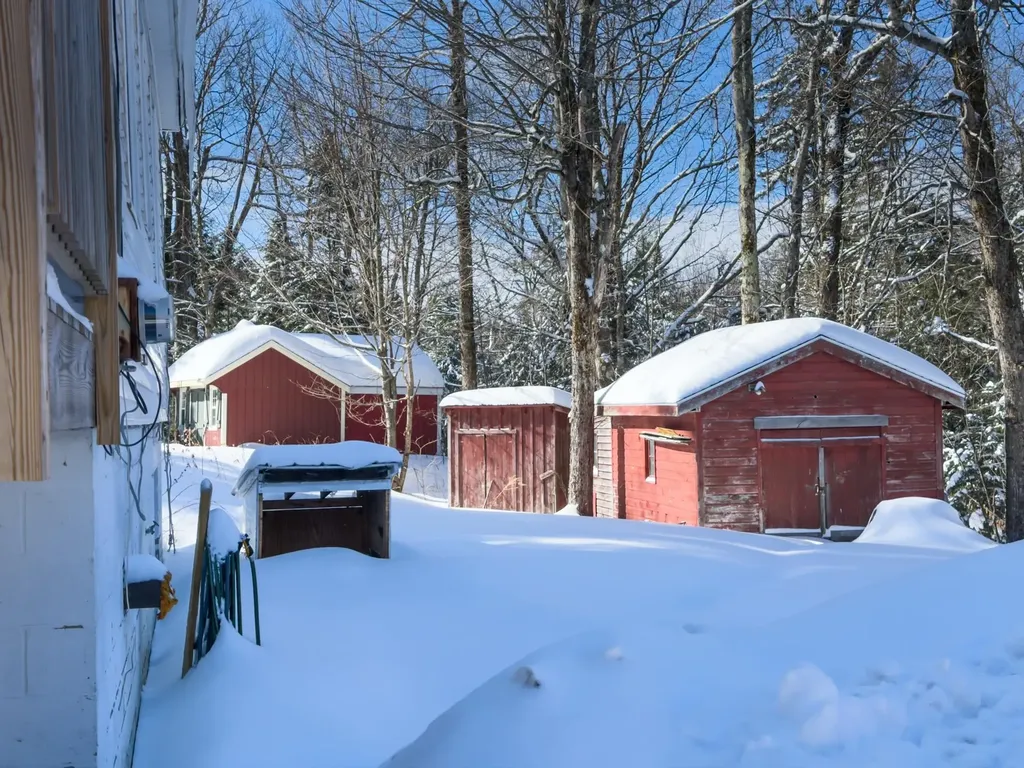 752 Route 9 East Wilmington VT 05363