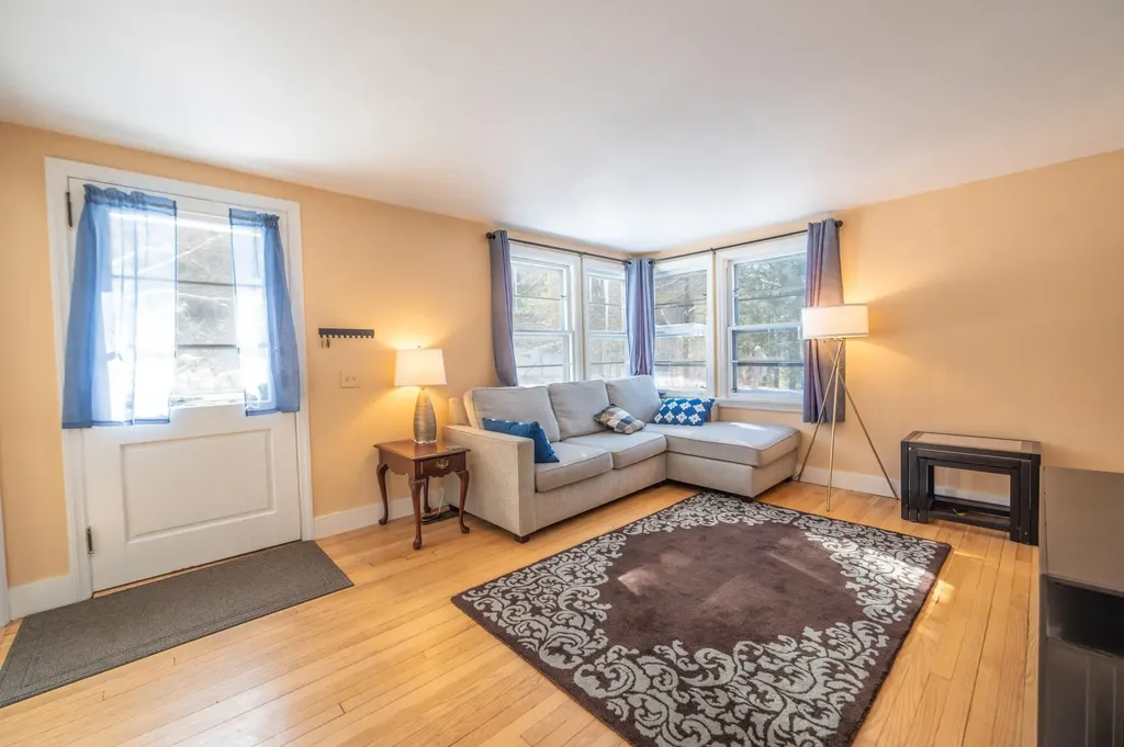 752 Route 9 East Wilmington VT 05363