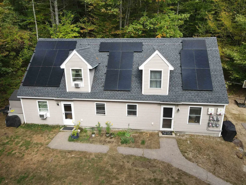 14 Cummings Hill Road Plymouth NH 03264