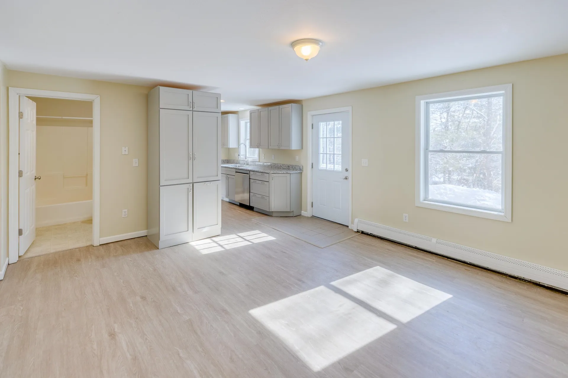 14 Cummings Hill Road Plymouth NH 03264