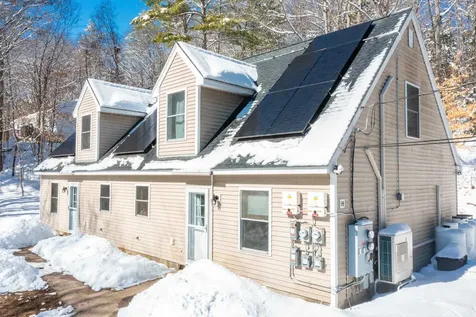 14 Cummings Hill Road Plymouth NH 03264